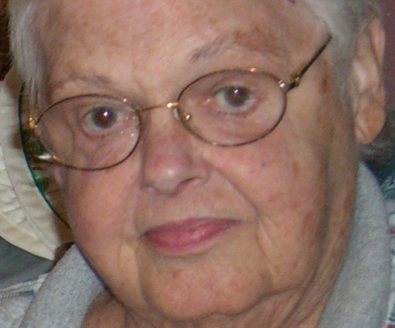 Mom between Dyings; Her Last Christmas, Virginia 2005.